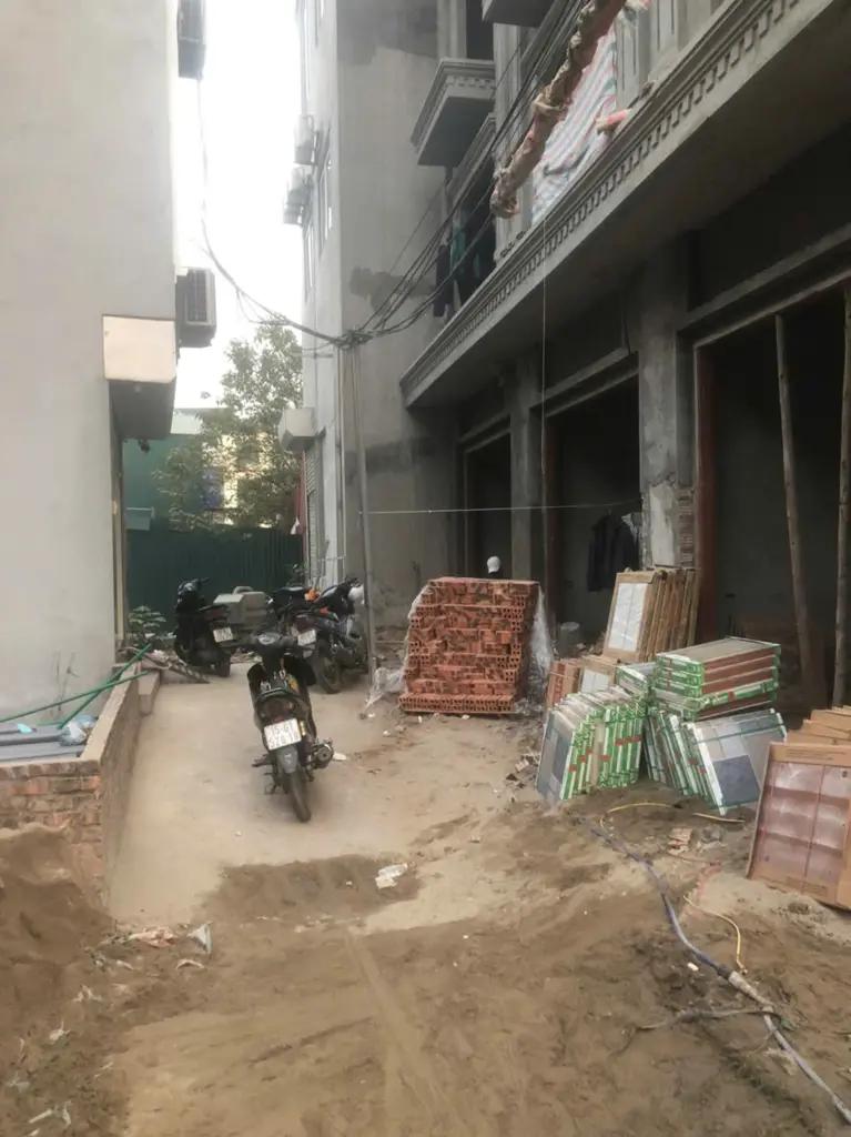 Main-Bán nhà sổ đỏ – Cự Khối -Long Biên: Giá 5.05tỷ (nhà xây mới 5 tầng, chờ lắn sơn).-1