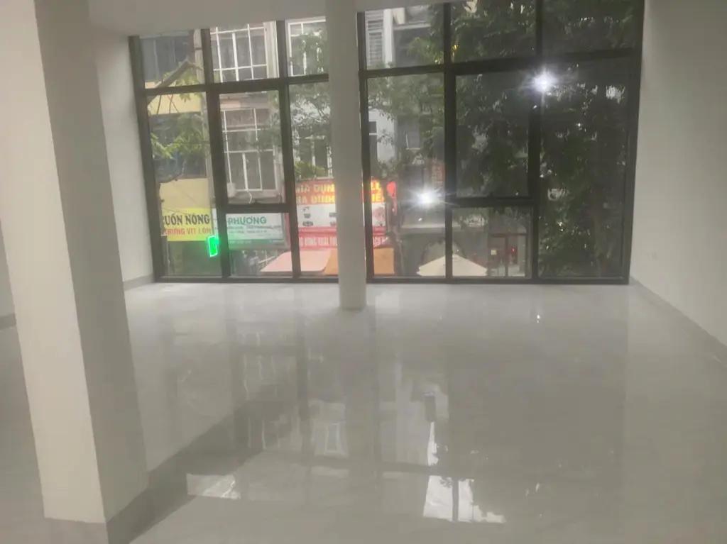Main-Cho thuê nhà nguyên căn mặt phố phan văn trường : dt: 60m2x3 tầng mt: 6,6m vỉa hè rộng giá 55tr/ tháng-2