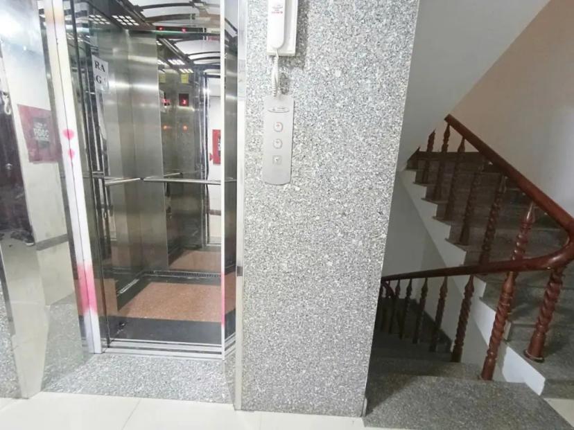 Toà khách sạn mặt tiền gần biển Mỹ Khê, Q.Sơn Trà, TP. Đà Nẵng