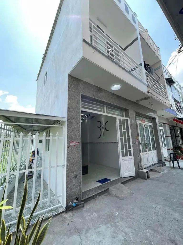 Nhà Ngay Cây Xăng Tân Kim Cần Giuộc, Long An