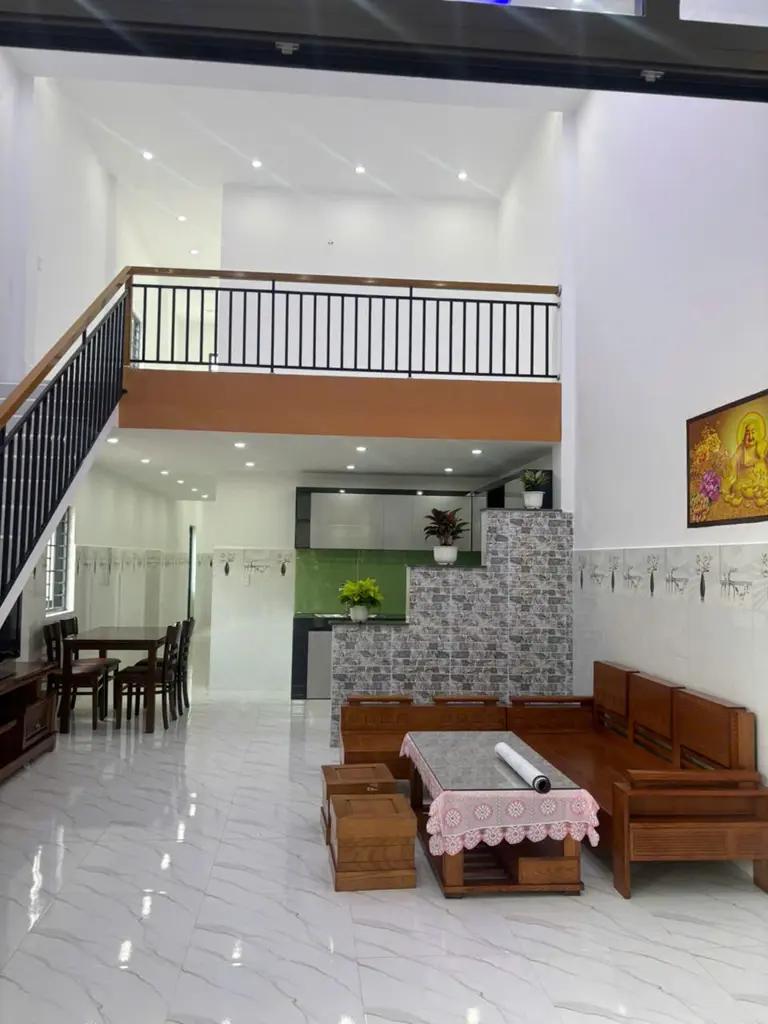 Main-BÁN NHÀ GÁC LỮNG QUANG CHÂU ngang 9m Diện tích 206m2( 9x22m)-6