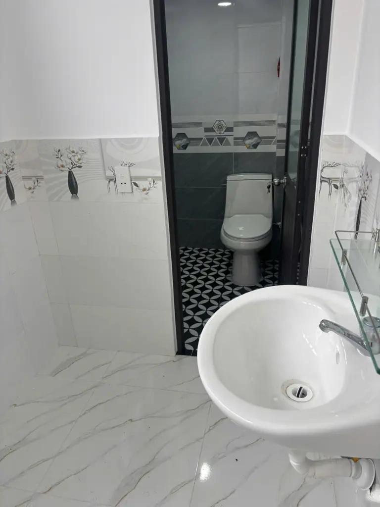 Main-BÁN NHÀ GÁC LỮNG QUANG CHÂU ngang 9m Diện tích 206m2( 9x22m)-8