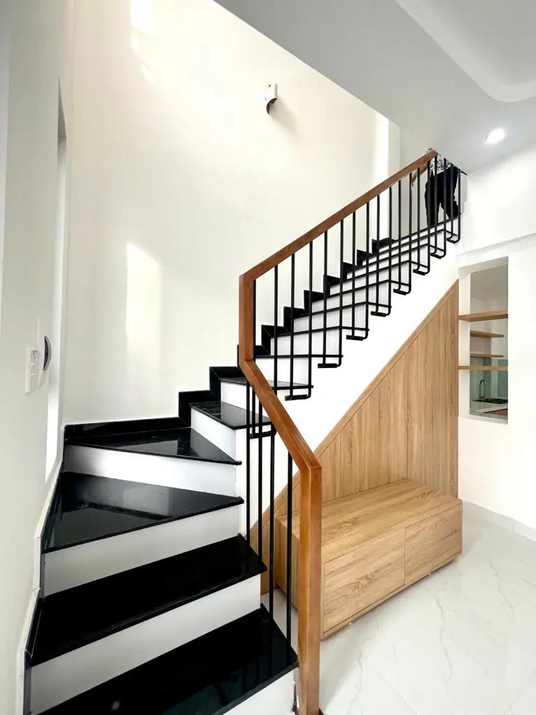 Main-NHÀ 2 TẦNG 2 MẶT TIỀN SÁT CHỢ HOÀ THỌ TÂY- CẨM LỆ - ĐÀ NẴNG-9