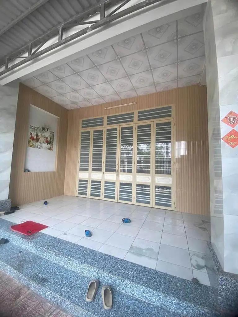CẦN BÁN NHÀ ĐẤT MẶT TIỀN ĐƯỜNG LỘ CHÁNH MÔN A NGAY TRUNG TÂM TẠI PHƯỜNG 4 TP TÂY NINH