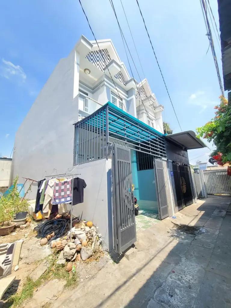 Main-Bán nhà 1 trệt 1 lầu, cách đường Ngô Văn Sở 100m, Tp. Dĩ An-1