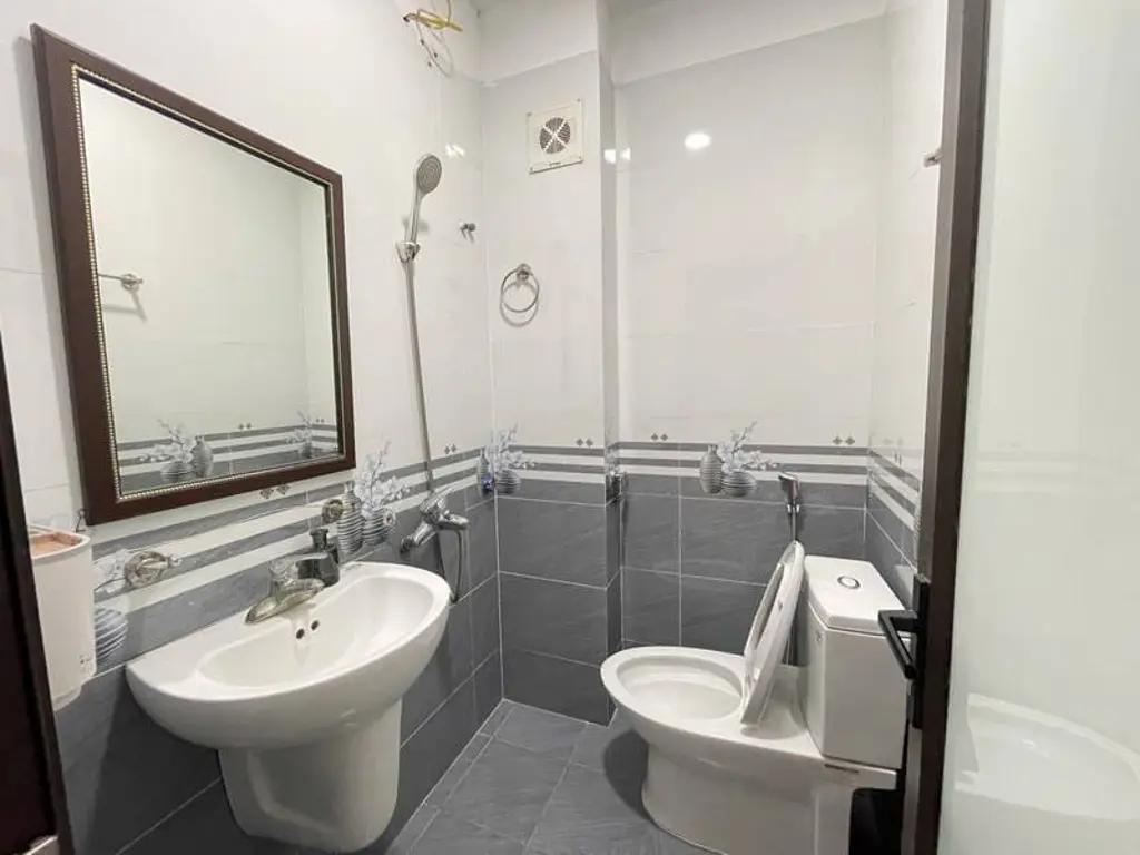 Main-Bán Nhà Mới 5 Tầng Lô Góc Tại Bát Khối Long Biên, Vị Trí Đẹp, Thông Thoáng, An Sinh Đỉnh-3