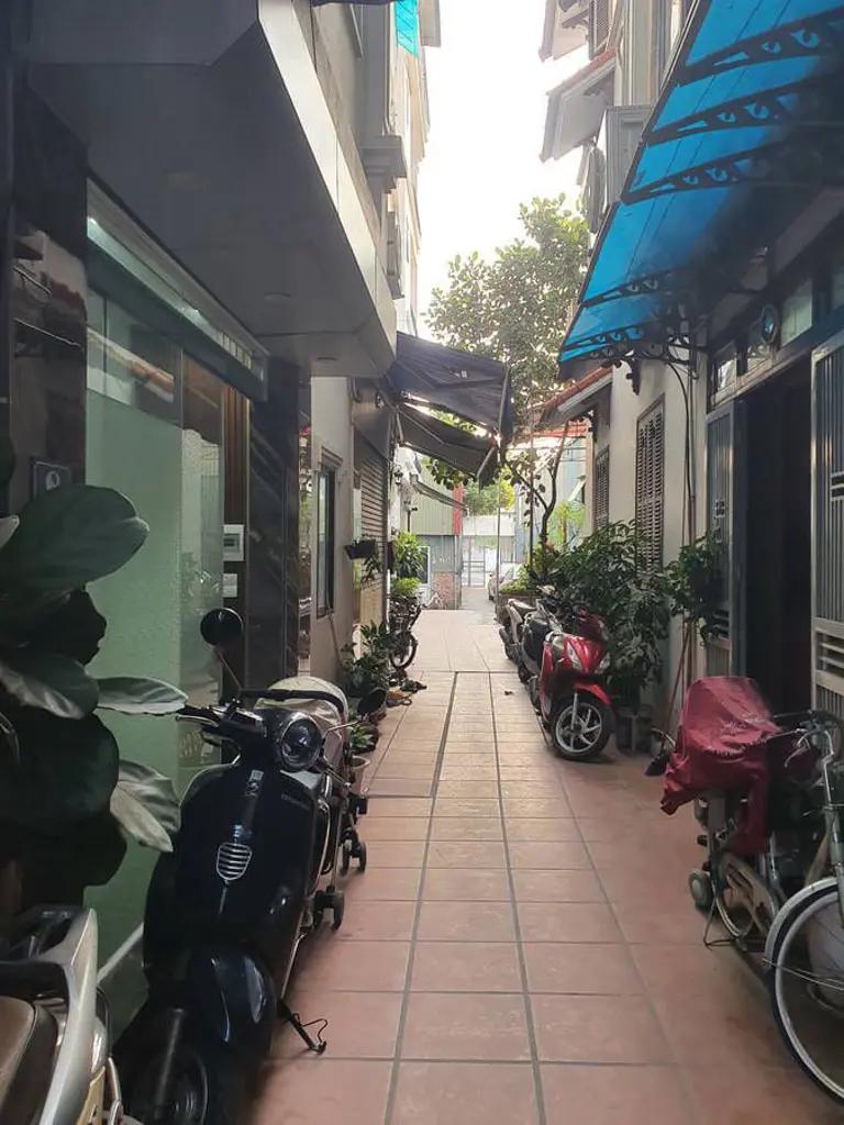Main-Cần Bán Nhà Mới 5 Tầng Tại Bát Khối Long Biên, Vị Trí Đỉnh, Sát Mặt Đường-2