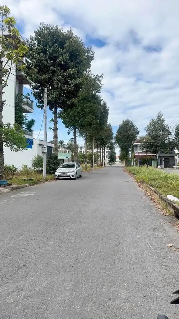 Lô góc KDC Đại Dương, Phường 6, Tp Tân An, Long An
