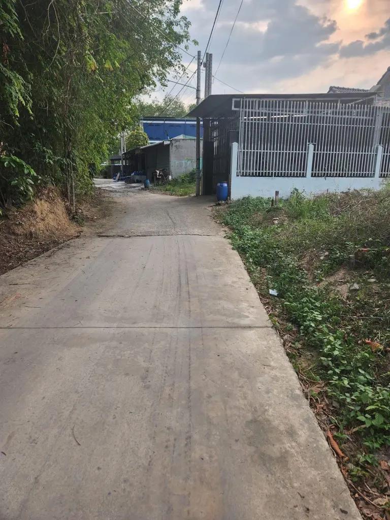 Main-Bán đất mặt tiền đường bê tông 6m thông-1