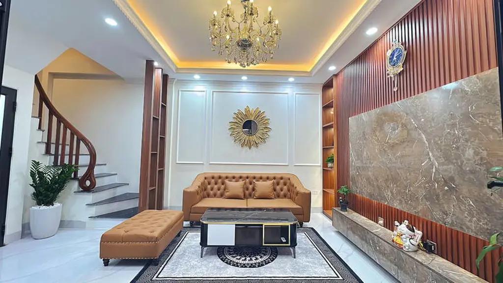 Main-Bán Nhà Tại Bát Khối Long Biên, Nở Hậu34m2 5Tầng, Ôtô Đỗ Cửa, 8Tỷ-1