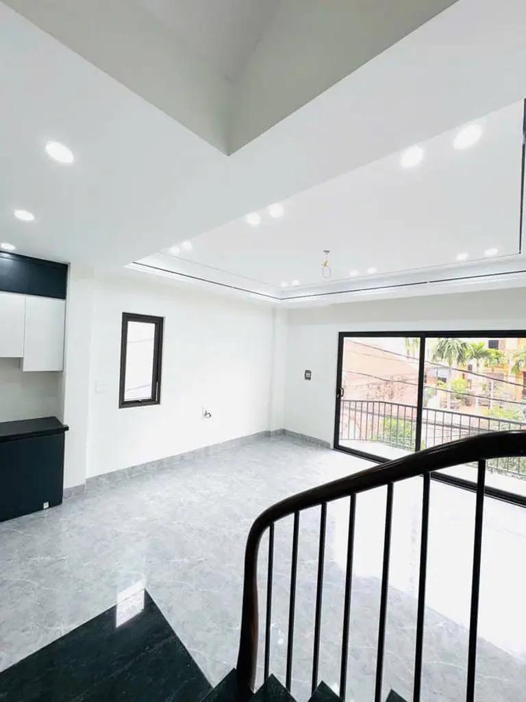 Main-Bán Nhà Tại Bát Khối Long Biên, Nhà Lô Góc 6 Tầng Mặt Tiền Siêu Đẹp-4