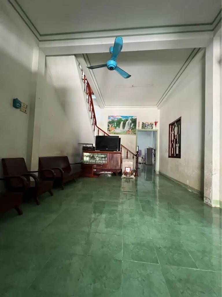 Main-Nhà mặt tiền nhựa Phạm Minh Tự, Phú Tài - TP. Phan Thiết-5