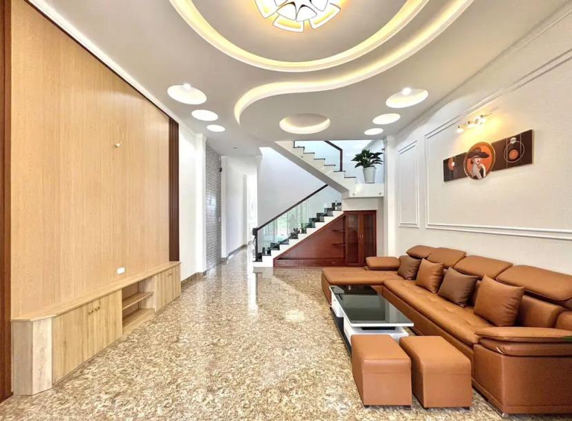 Bán nhà hẻm Nguyễn Viết Xuân - phường Hội Phú - Tp. Pleiku- Gia Lai