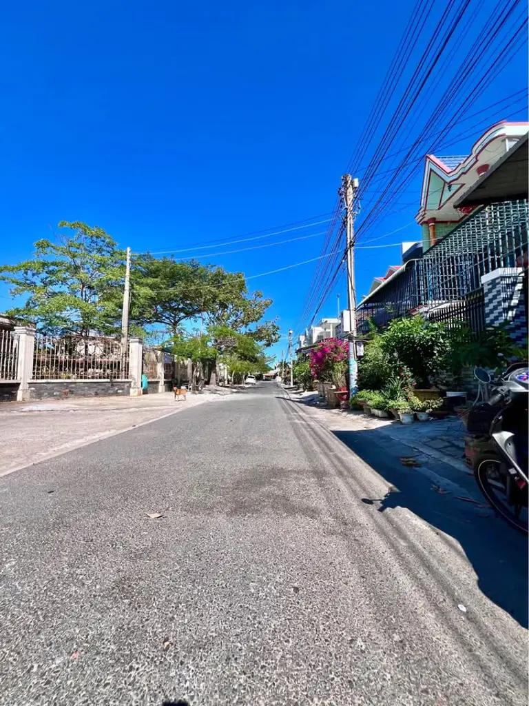 Main-Nhà mặt tiền nhựa Phạm Minh Tự, Phú Tài - TP. Phan Thiết-0