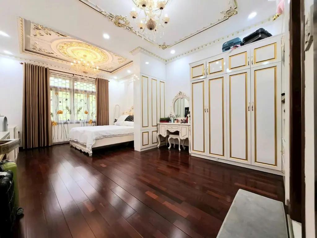 Main-Bán căn biệt thự mặt tiền ven sông Hàn ở đường Thăng Long, Q.Hải Châu, TP. Đà Nẵng-4