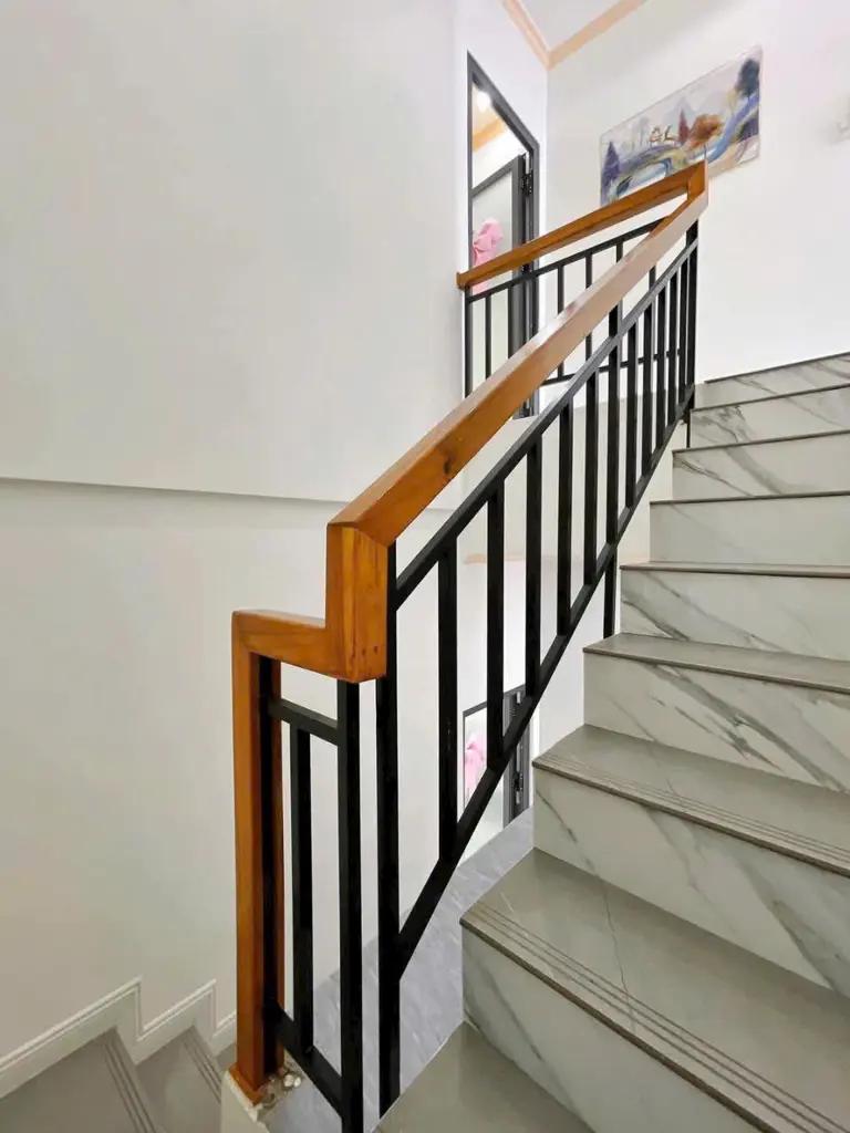 Main-NHÀ LẦU MỚI ĐẸP 3 PHÒNG NGỦ GẦN CHỢ AN THỚI-4