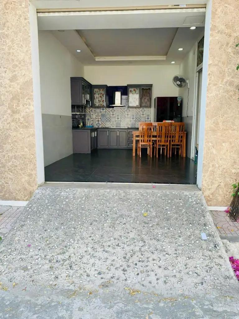 Main-🔥 Bán nhà 3 tầng góc 2 mặt tiền, full nội thất, gần vòng xoay Phú Hữu – Giá chỉ 7.75 tỷ-3