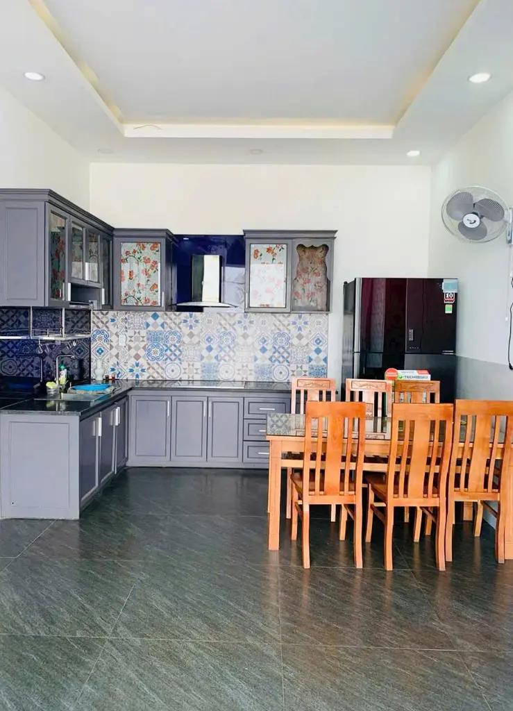 Main-🔥 Bán nhà 3 tầng góc 2 mặt tiền, full nội thất, gần vòng xoay Phú Hữu – Giá chỉ 7.75 tỷ-2