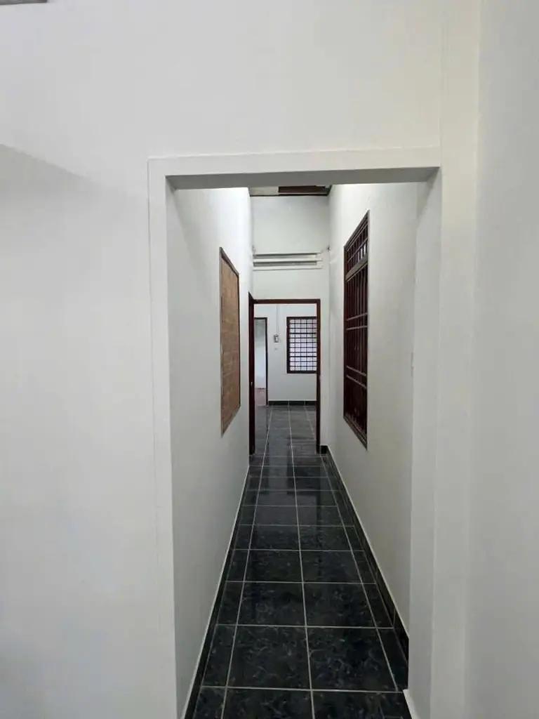 Main-Bán Đất tặng nhà cấp 4 còn ở tốt mặt tiền đường Trương Hán Siêu, phường Duy Tân, TP Kon Tum-1