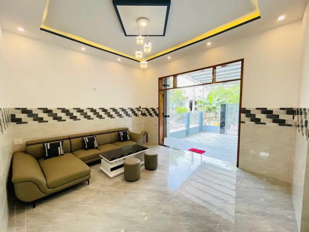 Main-Nhà 2 mặt tiền Quan Châu – 145m2 – 2 tỷ 3x-3