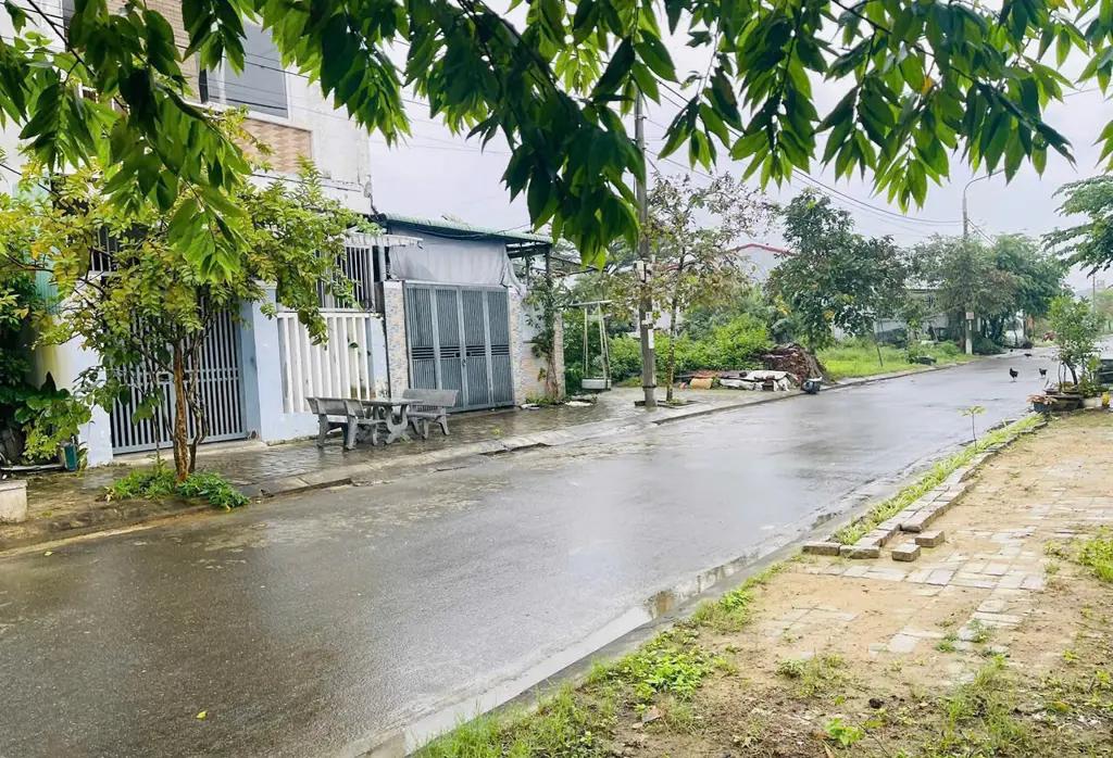 Main-Đất Bến Xe Đức Long – 100m2 – 2 tỷ300-2