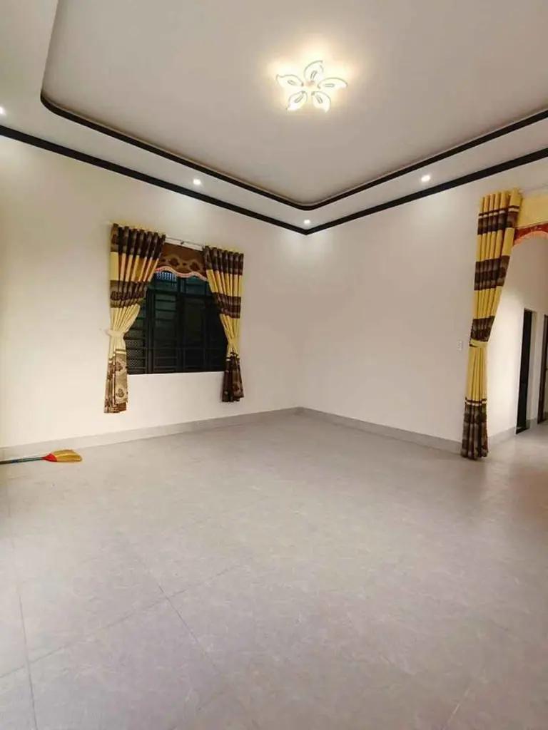 Main-Nhà 2 mặt tiền đường Trường Hoà, thị xã Hoà Thành-6