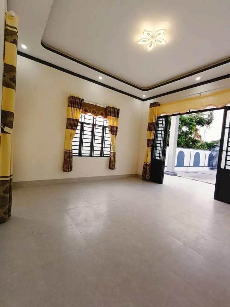 Main-Nhà 2 mặt tiền đường Trường Hoà, thị xã Hoà Thành-3