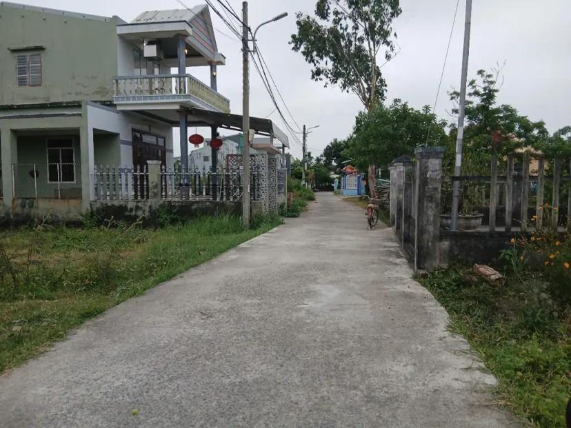 CHỈ 1 TỶ 580 TRIỆU – SỞ HỮU NGAY LÔ ĐẤT ĐẸP TẠI CỬA NGÕ ĐÀ NẴNG! Vị trí: Thôn Giáng Nam 1, xã Hòa Phước, H. Hòa Vang, TP. Đà Nẵng