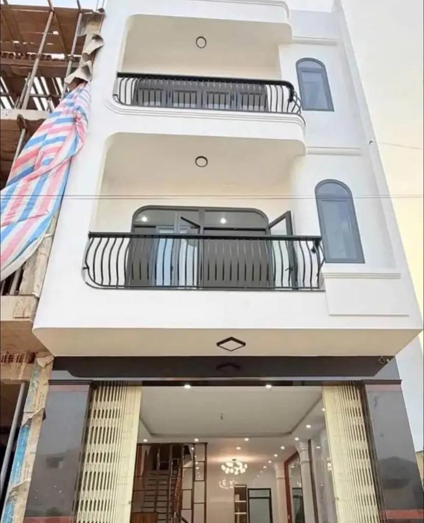 Bán Nhà 3 Mê Mặt Tiền Phường Quang Trung , trung tâm Tp. Quy Nhơn
