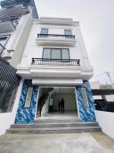 Thumb-🏘 Bán nhà 3 tầng mặt chính moong Y tế - Hà Lầm, Hạ Long-1