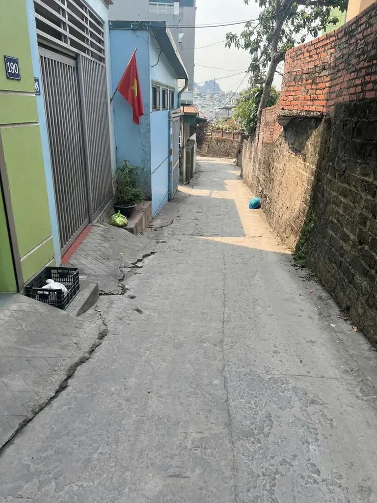 Main-🏘 Bán nhà 3 tầng ( Căn góc khe thoáng ) - Ngõ 9 Cao Thắng, Hạ Long-1
