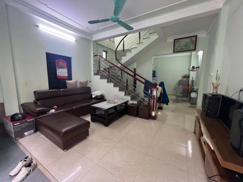 🏘 Bán nhà 3 tầng ( Căn góc khe thoáng ) - Ngõ 9 Cao Thắng, Hạ Long