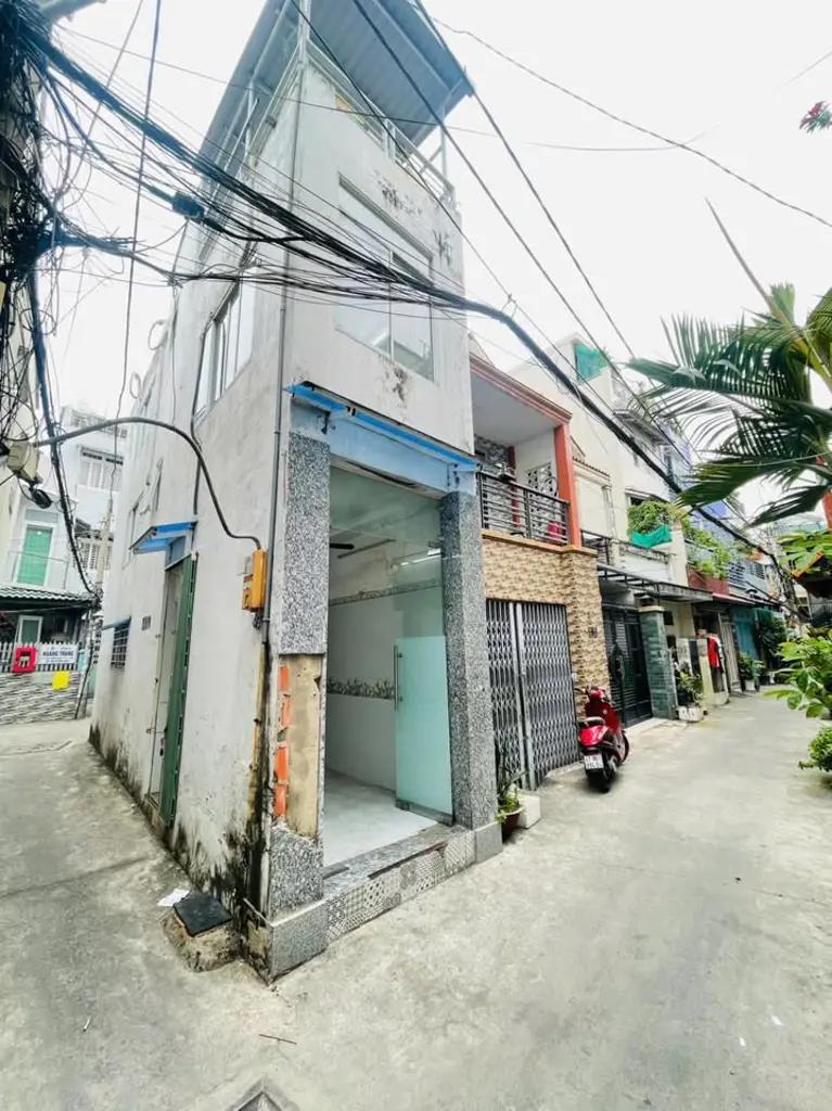 Bán nhà 1 Trệt 2 Lầu Sân thượng đường Thống Nhất, P11, Quận Gò Vấp