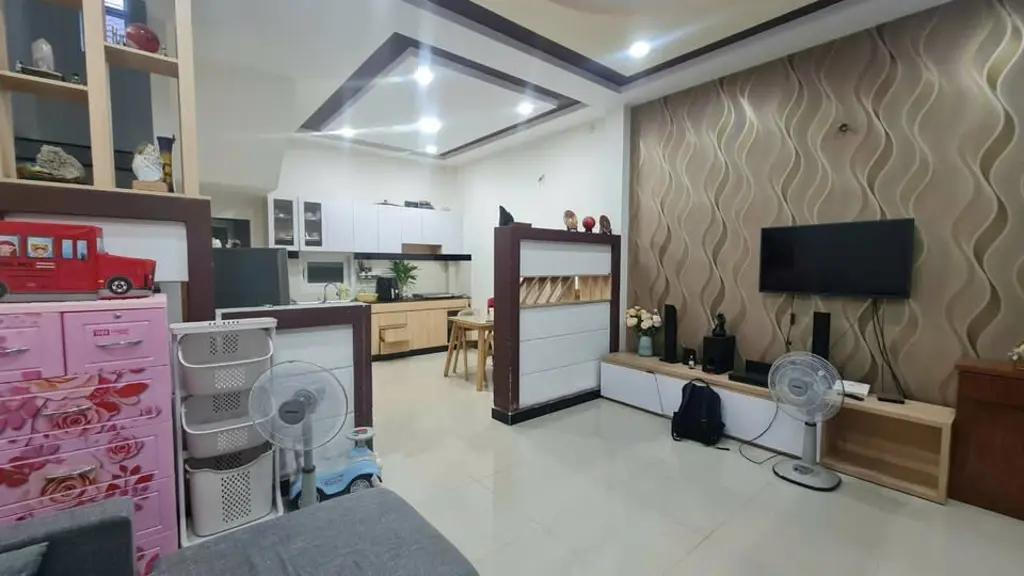 Main-BÁN NHÀ 3 TẦNG HẺM XUÂN LẠC – VĨNH NGỌC – NHA TRANG – GIÁ 3,5 TỶ-1