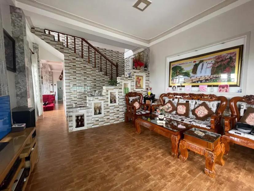 Hạ giá bán gấp căn nhà tuyệt đẹp, kiên cố có ga ra xe hơi Kim Đồng, P6, Đà Lạt