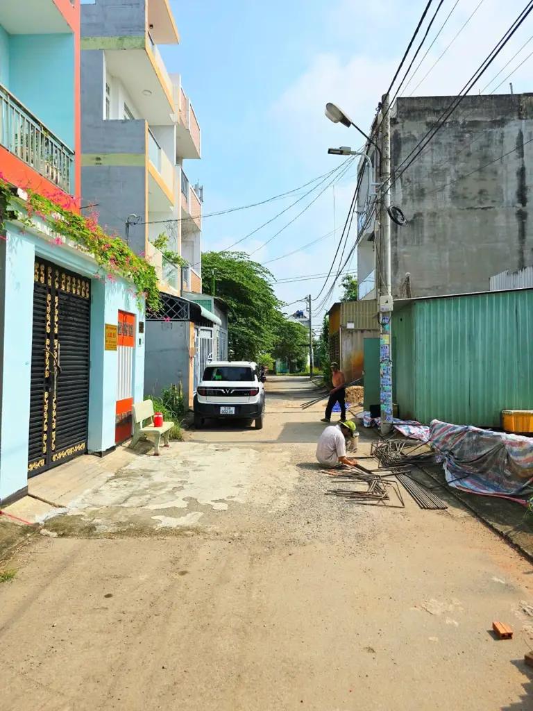 Main-NHÀ PHỐ LONG TRƯỜNG GIẢM SỐC 300 TRIỆU!-6