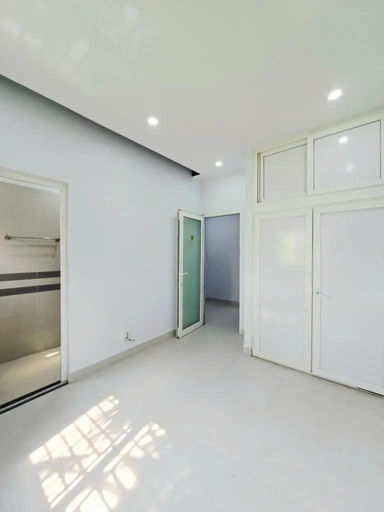 Main-NHÀ PHỐ LONG TRƯỜNG GIẢM SỐC 300 TRIỆU!-3