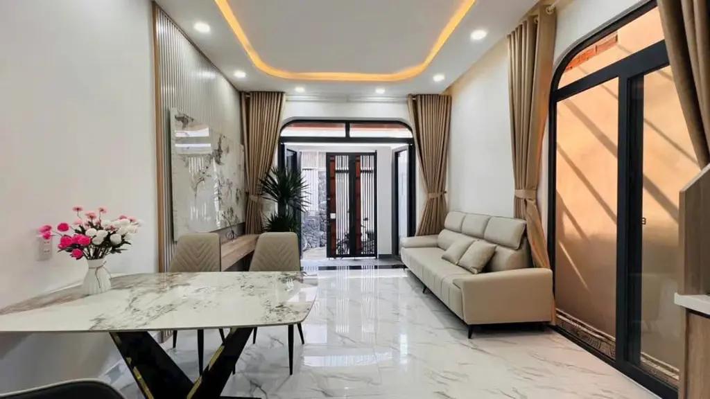 Main-CHỈ 3 TỶ 650 – NHÀ ĐẸP TRUNG TÂM PHƯỚC HẢI – NHA TRANG-0