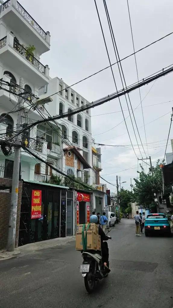 Main-Bán căn hộ DV mặt tiền Nguyễn Thượng Hiền, P5, Bình Thạnh-2
