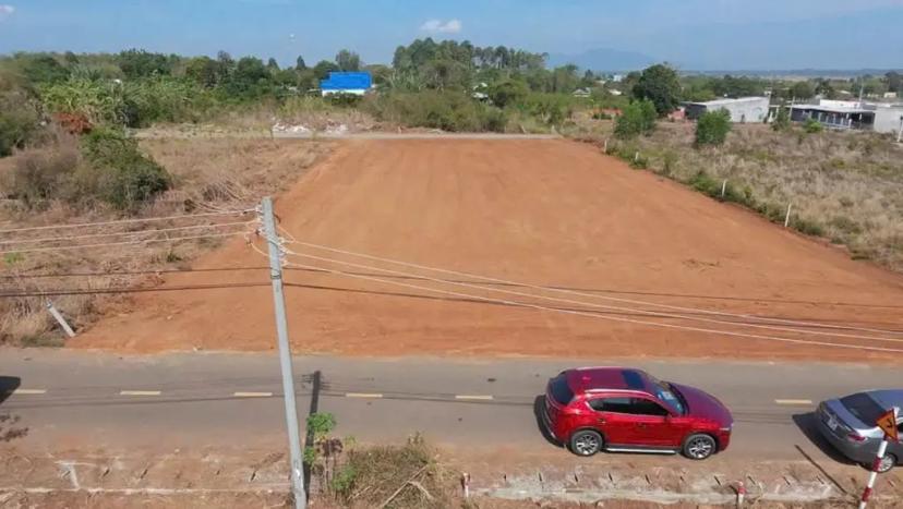ĐẤT ĐẸP NGAY TRUNG TÂM THỊ TRẤN ĐẤT ĐỎ
