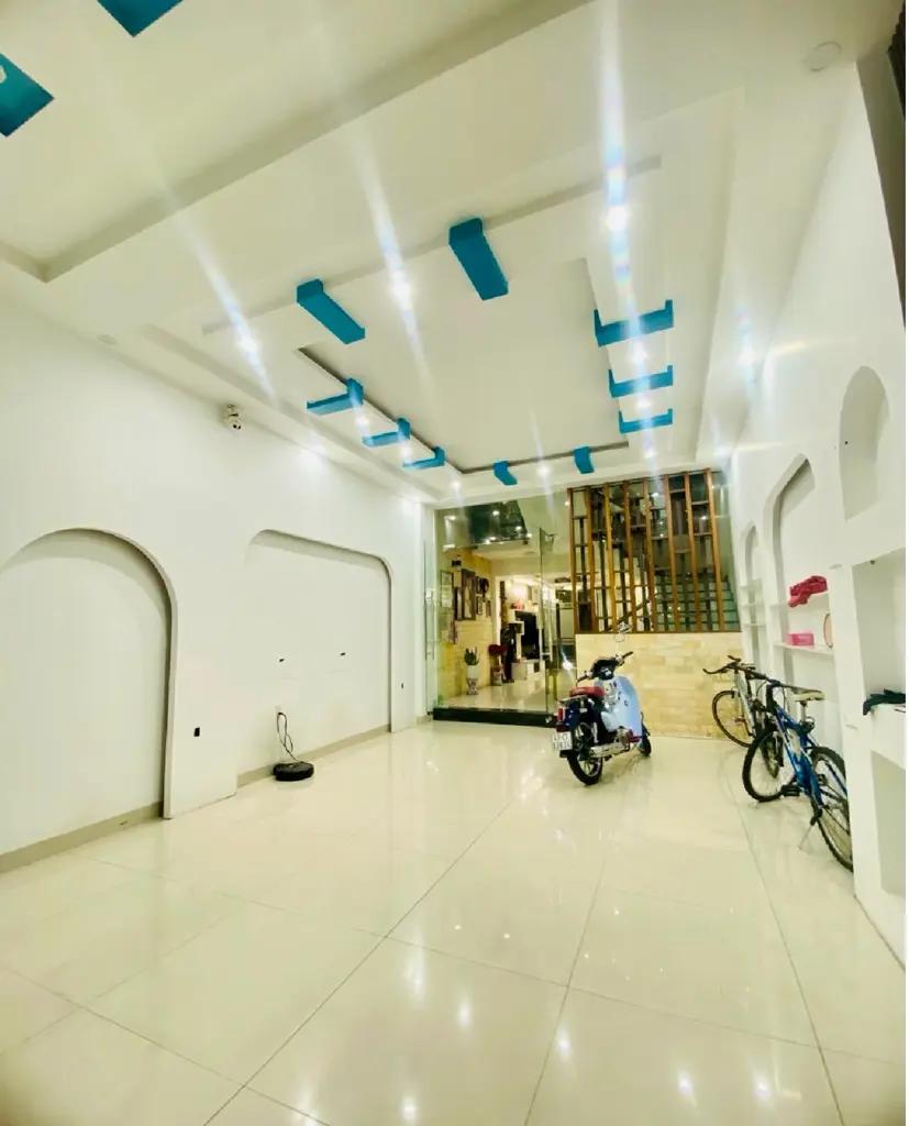 Main-Nhà 4 Tầng – Cực đẹp – Mặt tiền Phan Đăng Lưu – Vị Trí Kinh Doanh – 100m2 – Giá 1x tỷ-4