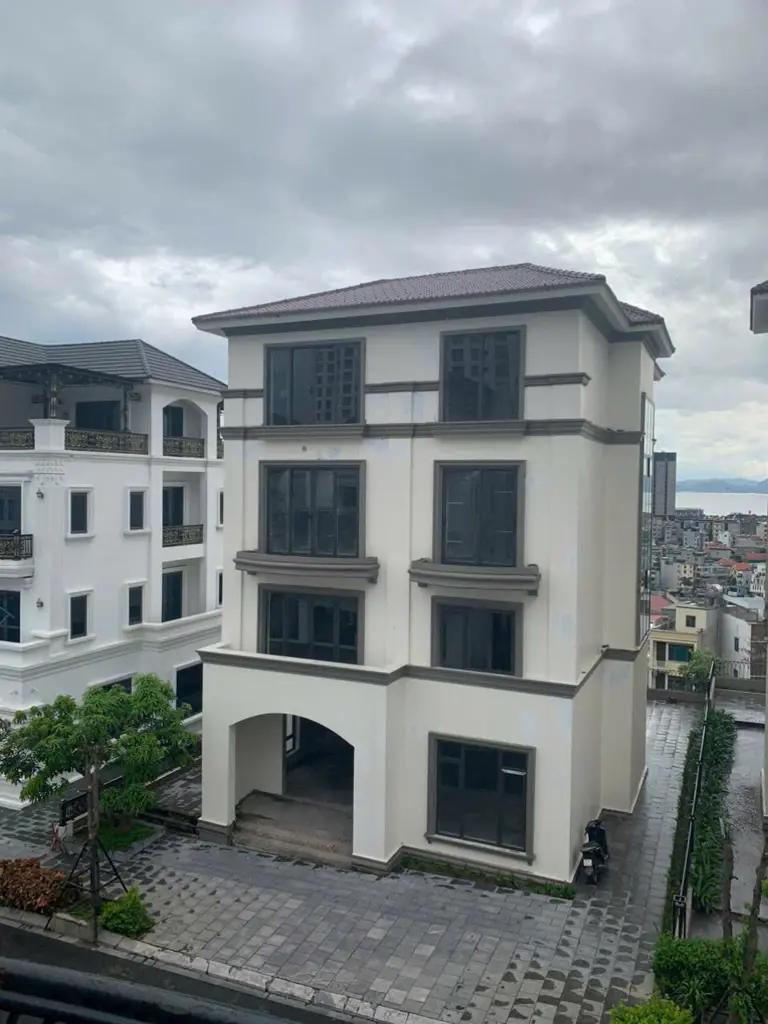 Main-Cần bán biệt thự đồi Bervelly Hill - view biển-2