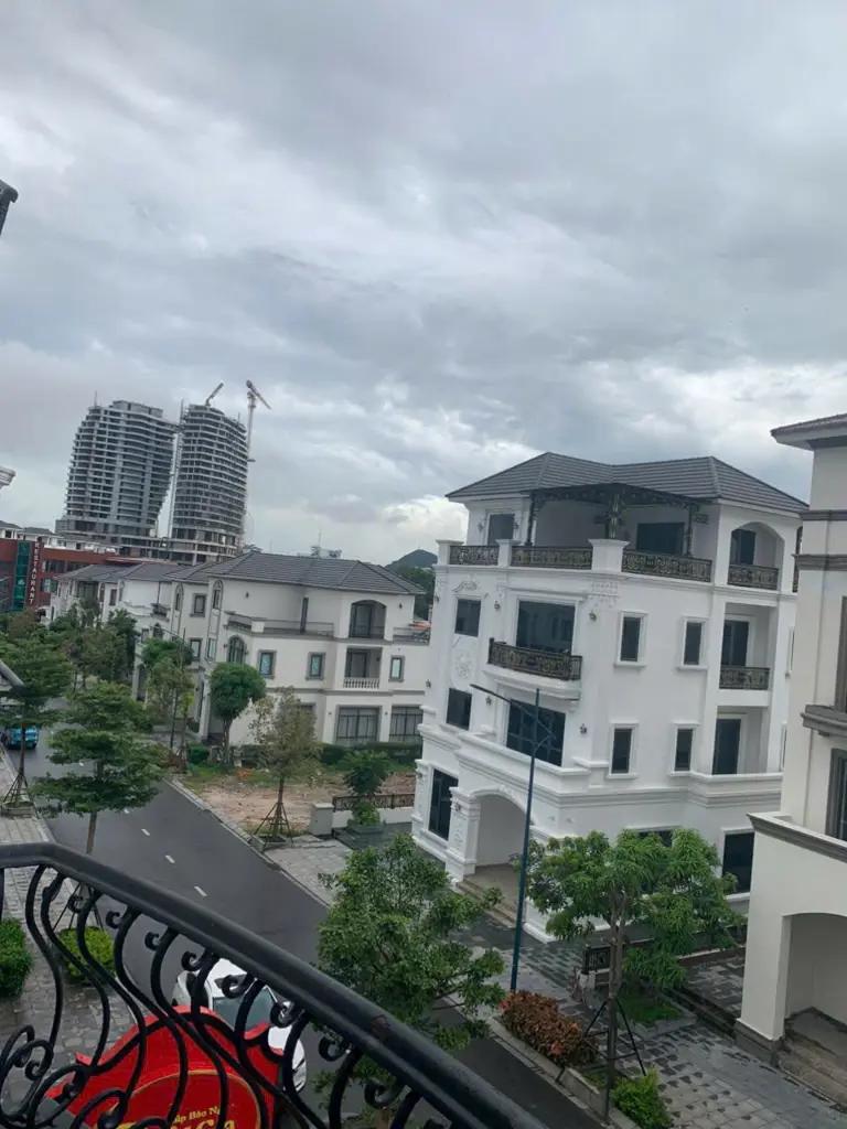 Main-Cần bán biệt thự đồi Bervelly Hill - view biển-3