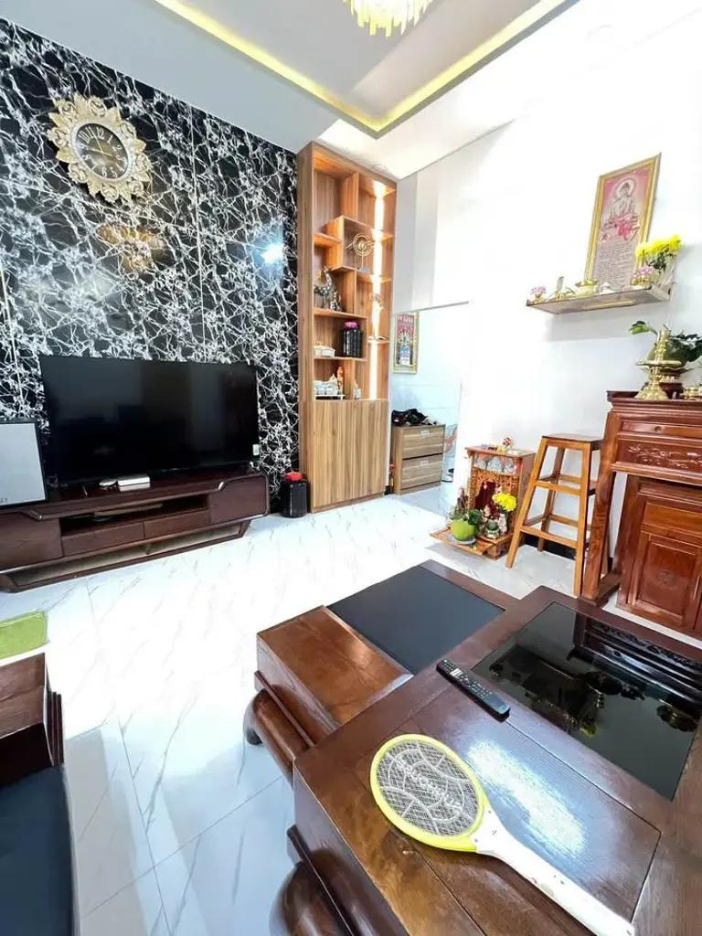 HẠ GIÁ CẦN BÁN NHÀ MỚI KEN PHƯỜNG PHÚ THUỶ GẦN VÕ HỮU
