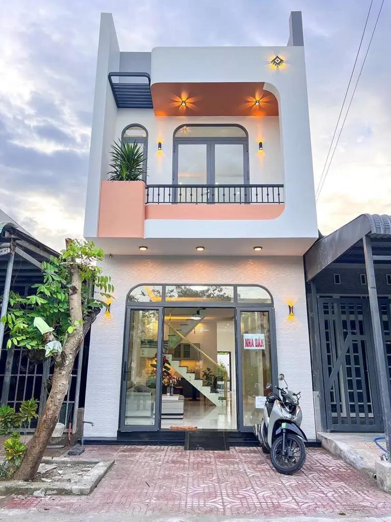 NHÀ ĐẸP TRỆT LẦU SÂN VƯỜN KDC PHÚ AN ĐƯỜNG B9 - CẦN THƠ