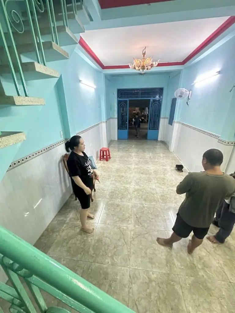 Main-Bán căn nhà đúc 3 tầng khu trung tâm P 16, Gò Vấp-1
